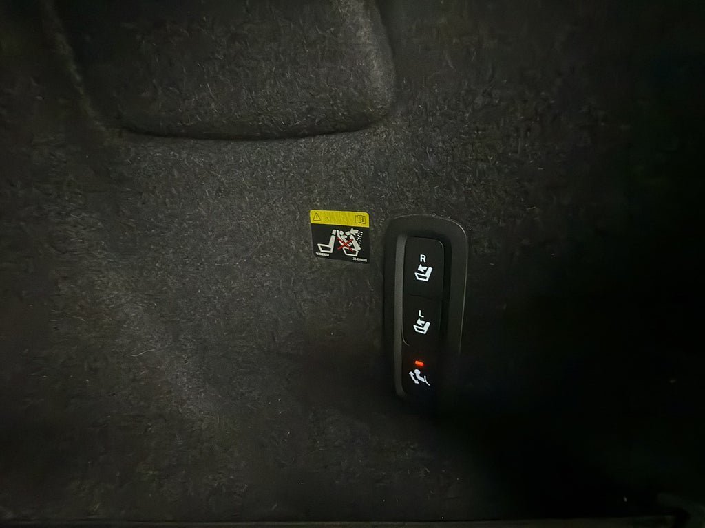 Vehicle Image 37
