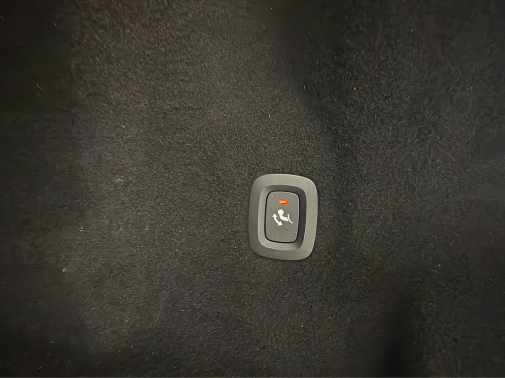 Vehicle Image 34