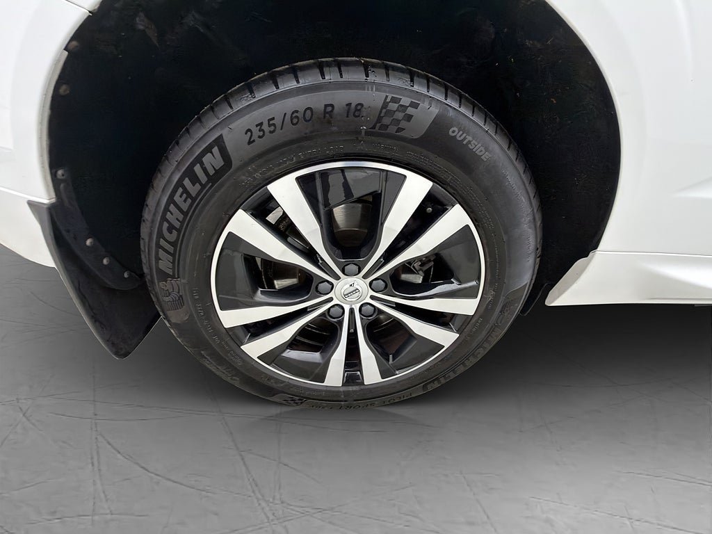 Vehicle Image 37