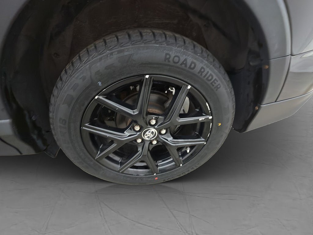 Vehicle Image 32