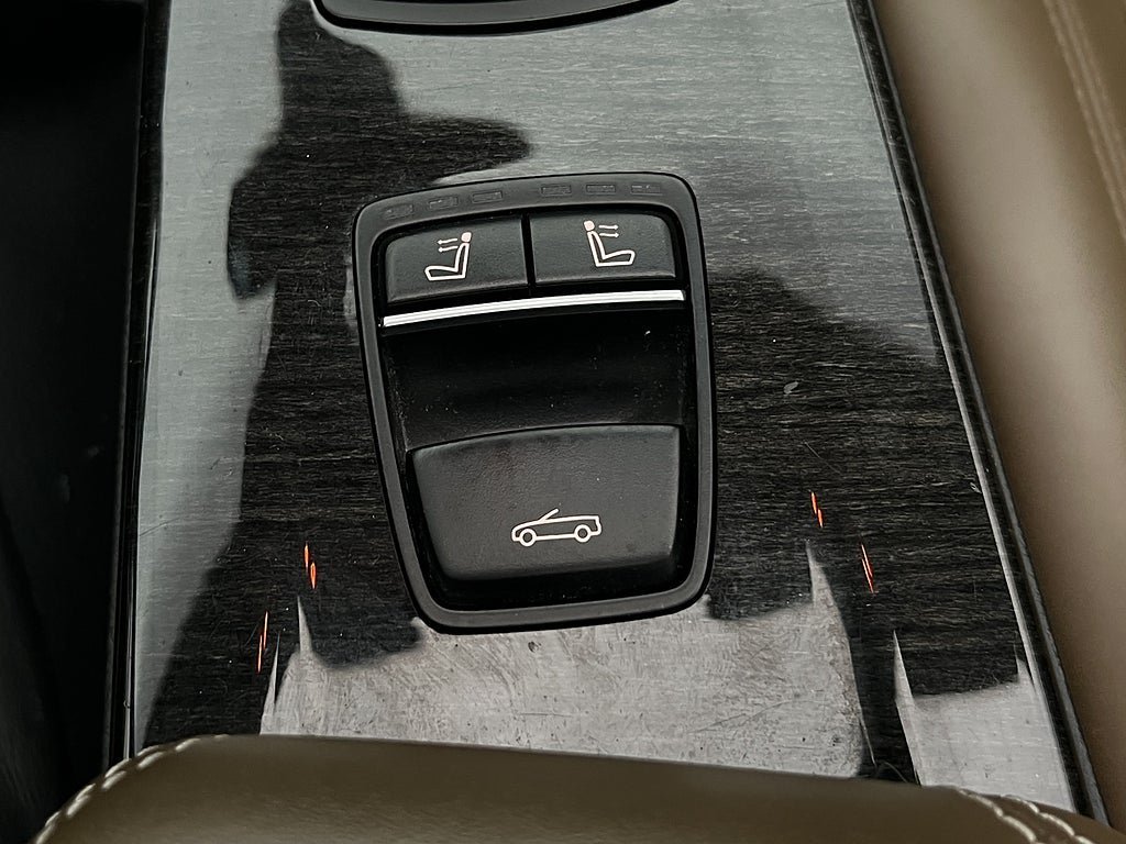 Vehicle Image 27