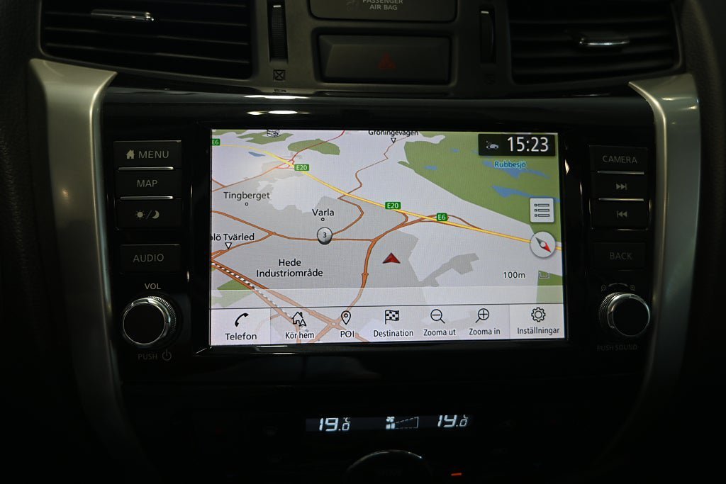 Vehicle Image 18