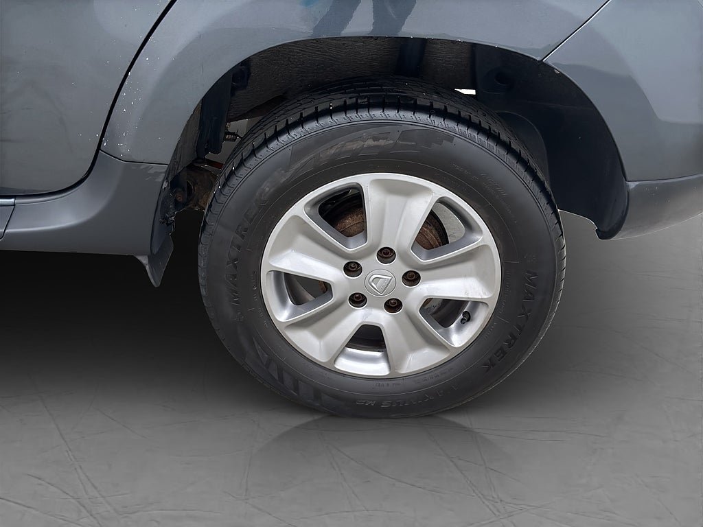 Vehicle Image 23