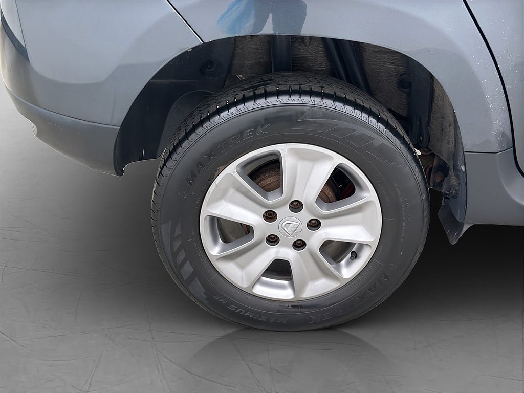 Vehicle Image 24