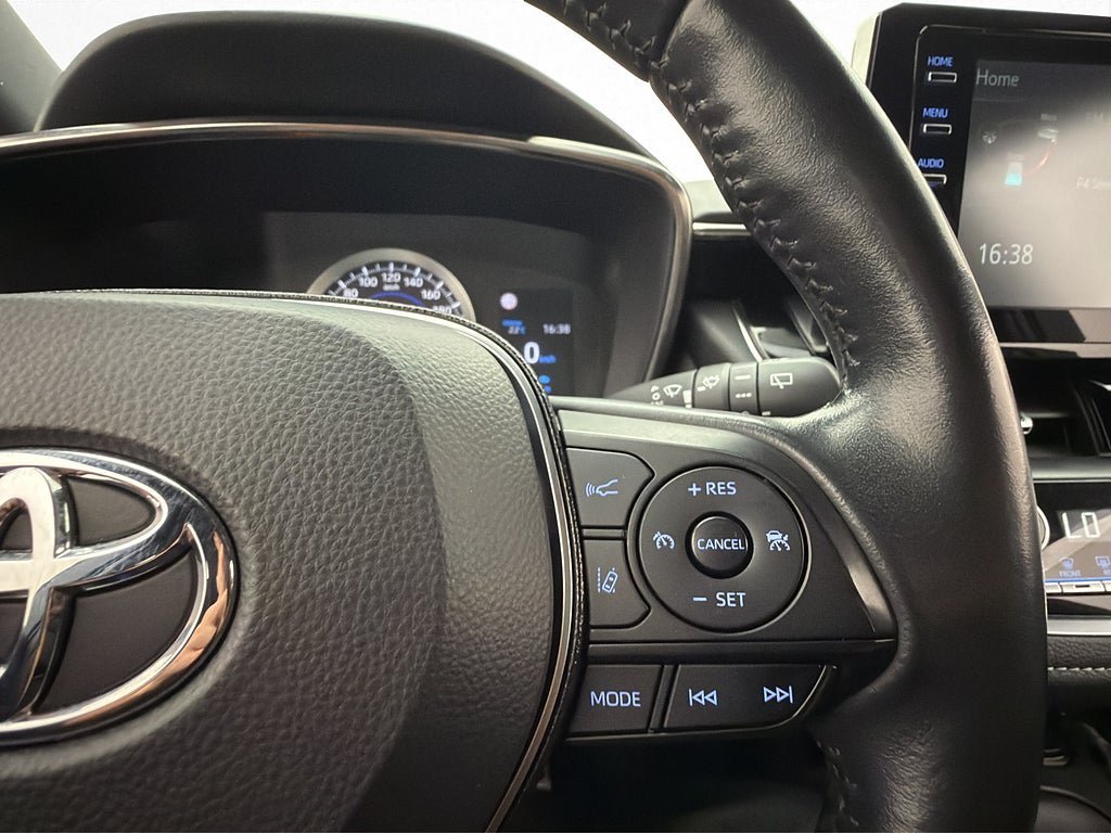 Vehicle Image 17