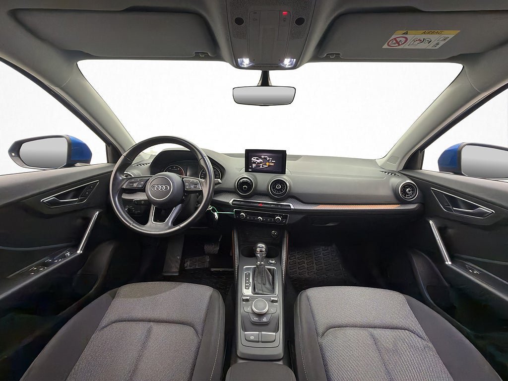 Vehicle Image 13