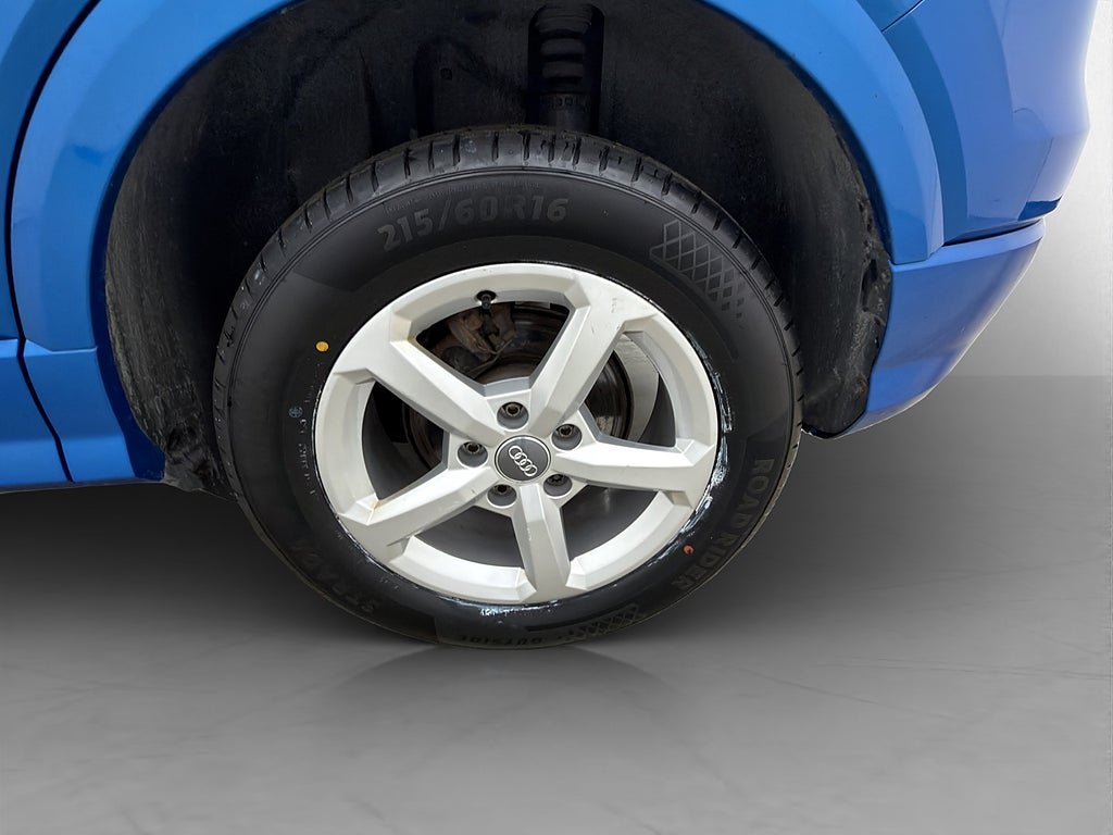 Vehicle Image 30