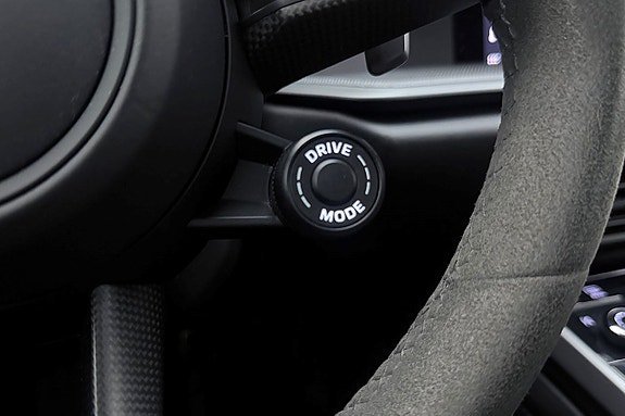 Vehicle Image 24