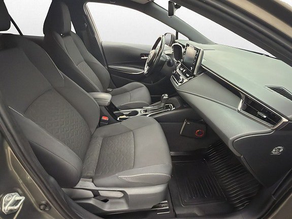 Vehicle Image 24