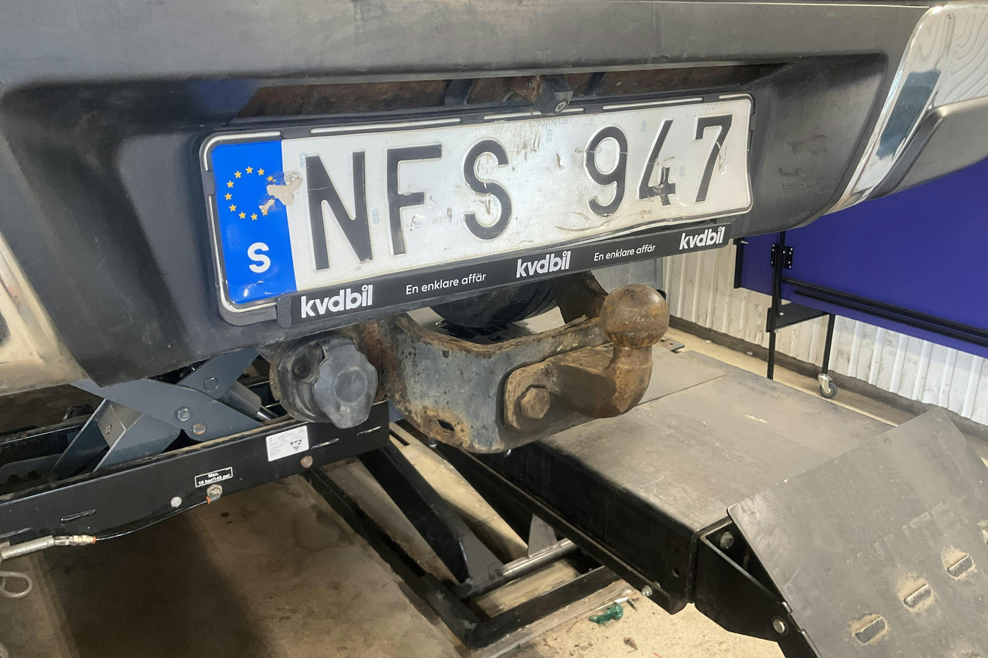 Vehicle Image 12