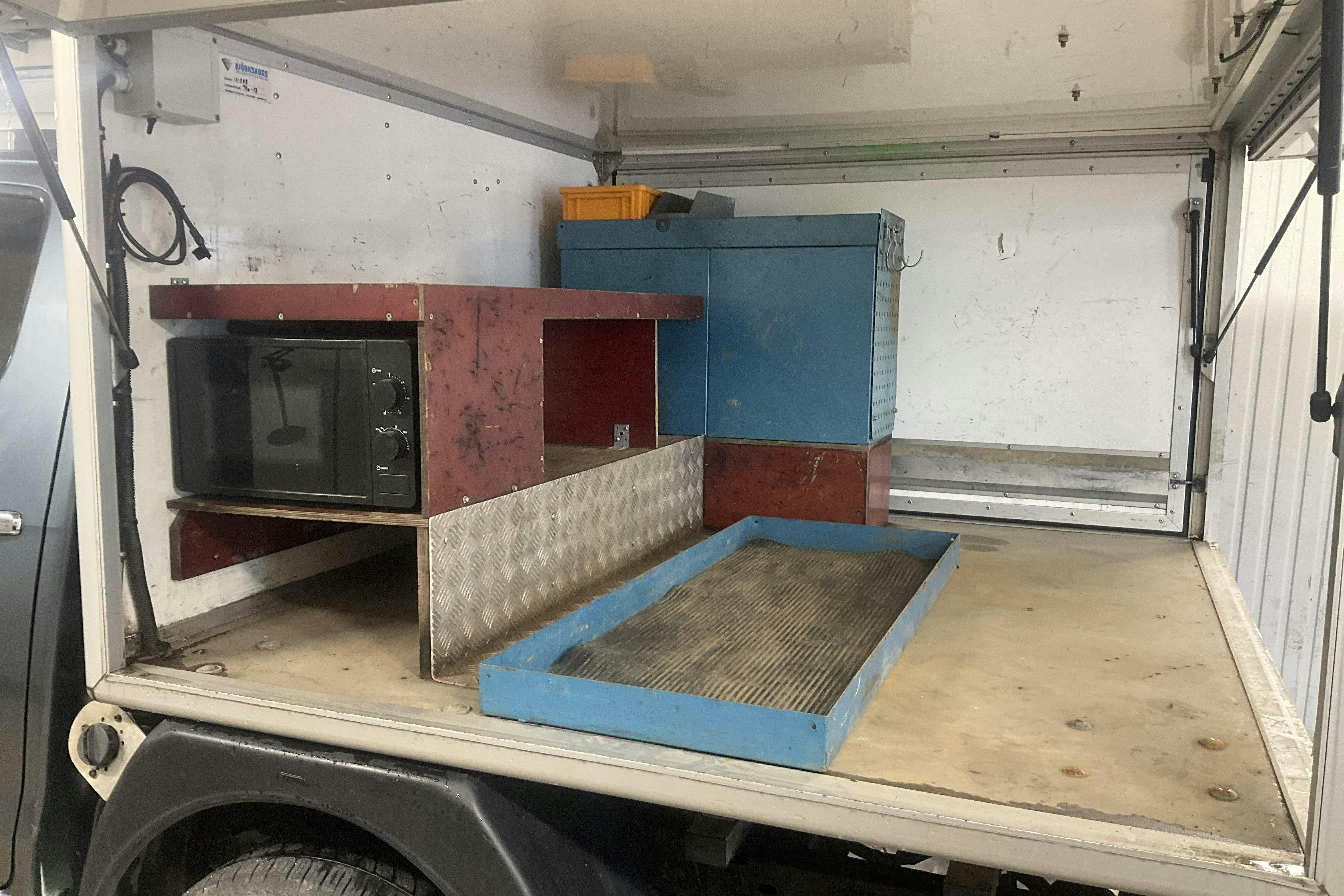 Vehicle Image 14