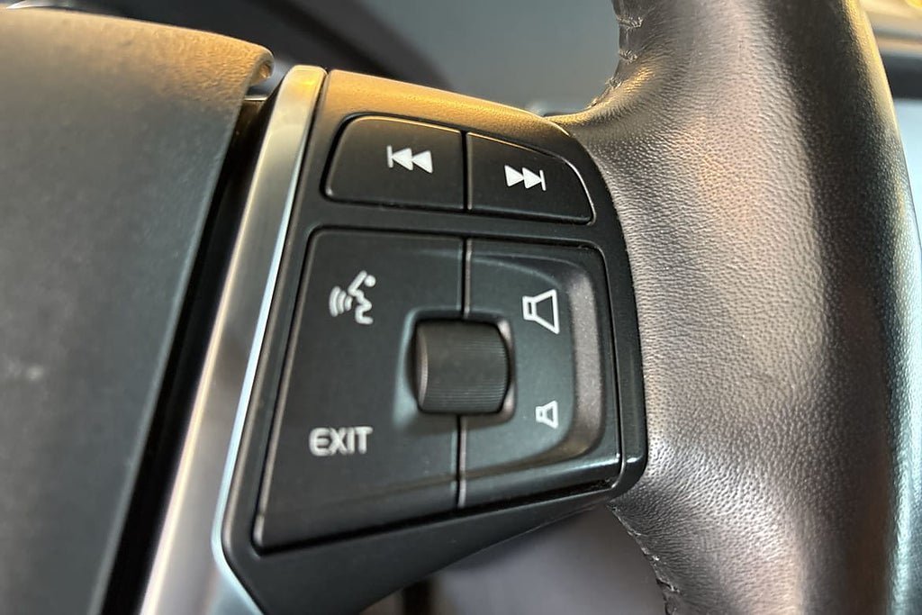 Vehicle Image 18