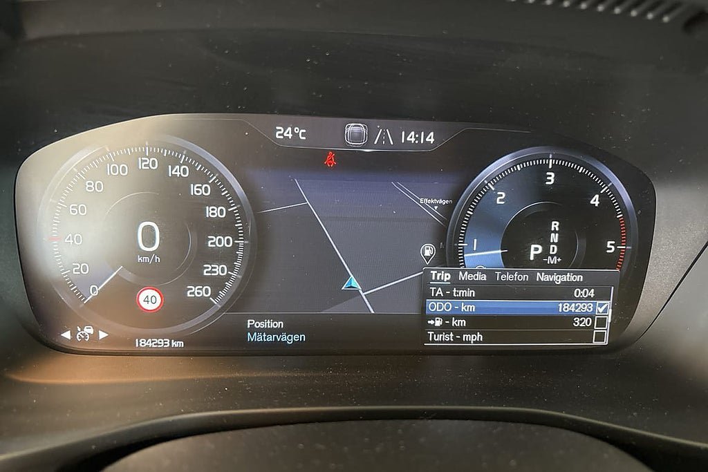 Vehicle Image 23
