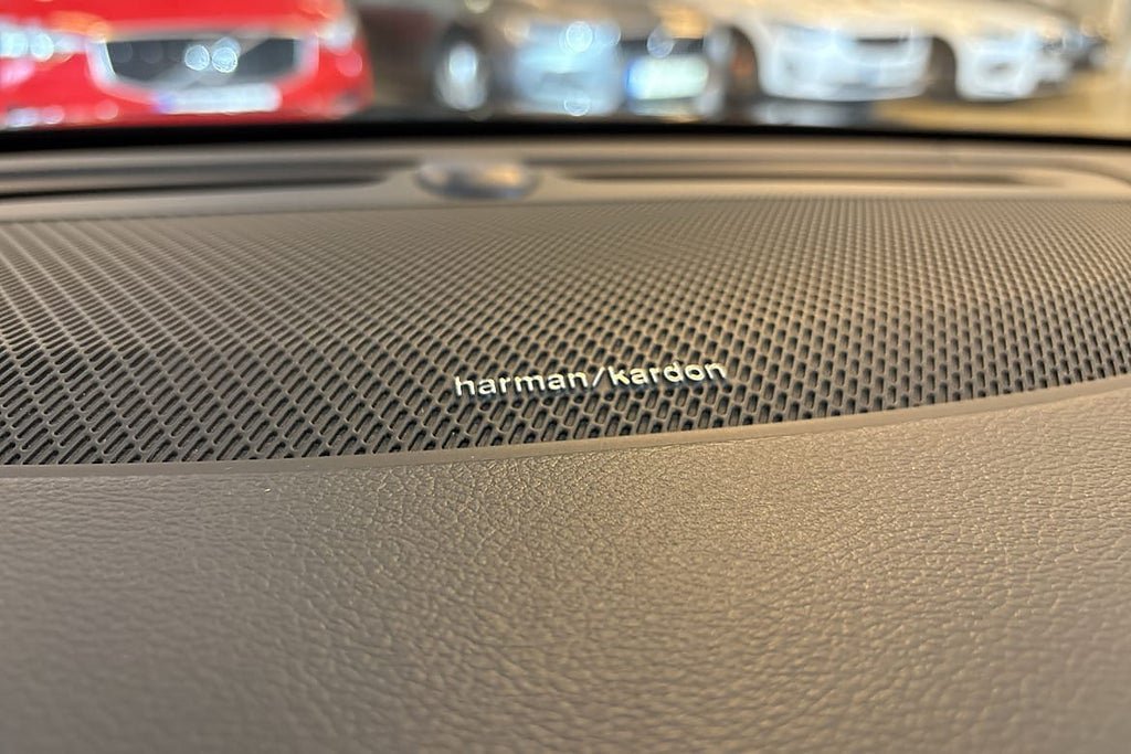 Vehicle Image 28