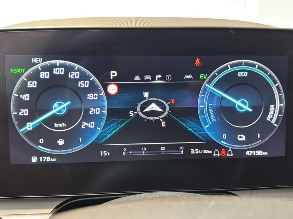 Vehicle Image 10