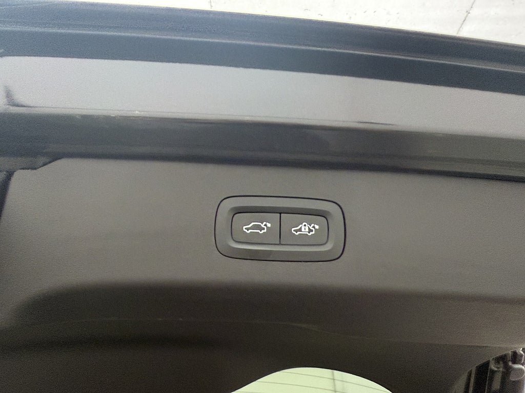 Vehicle Image 34