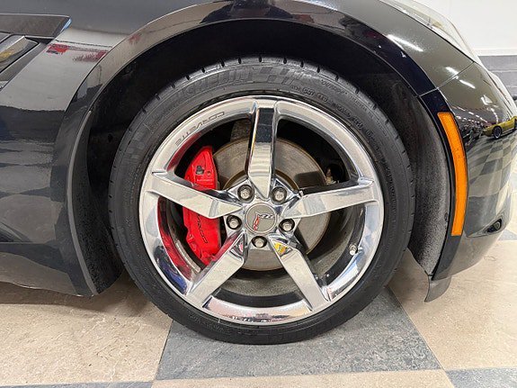 Vehicle Image 13