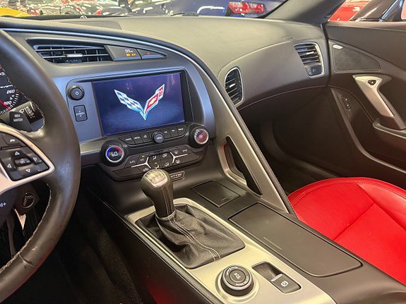 Vehicle Image 23