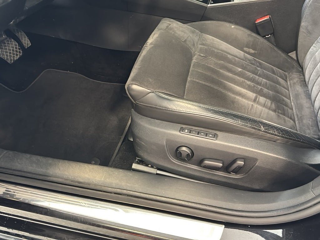 Vehicle Image 17