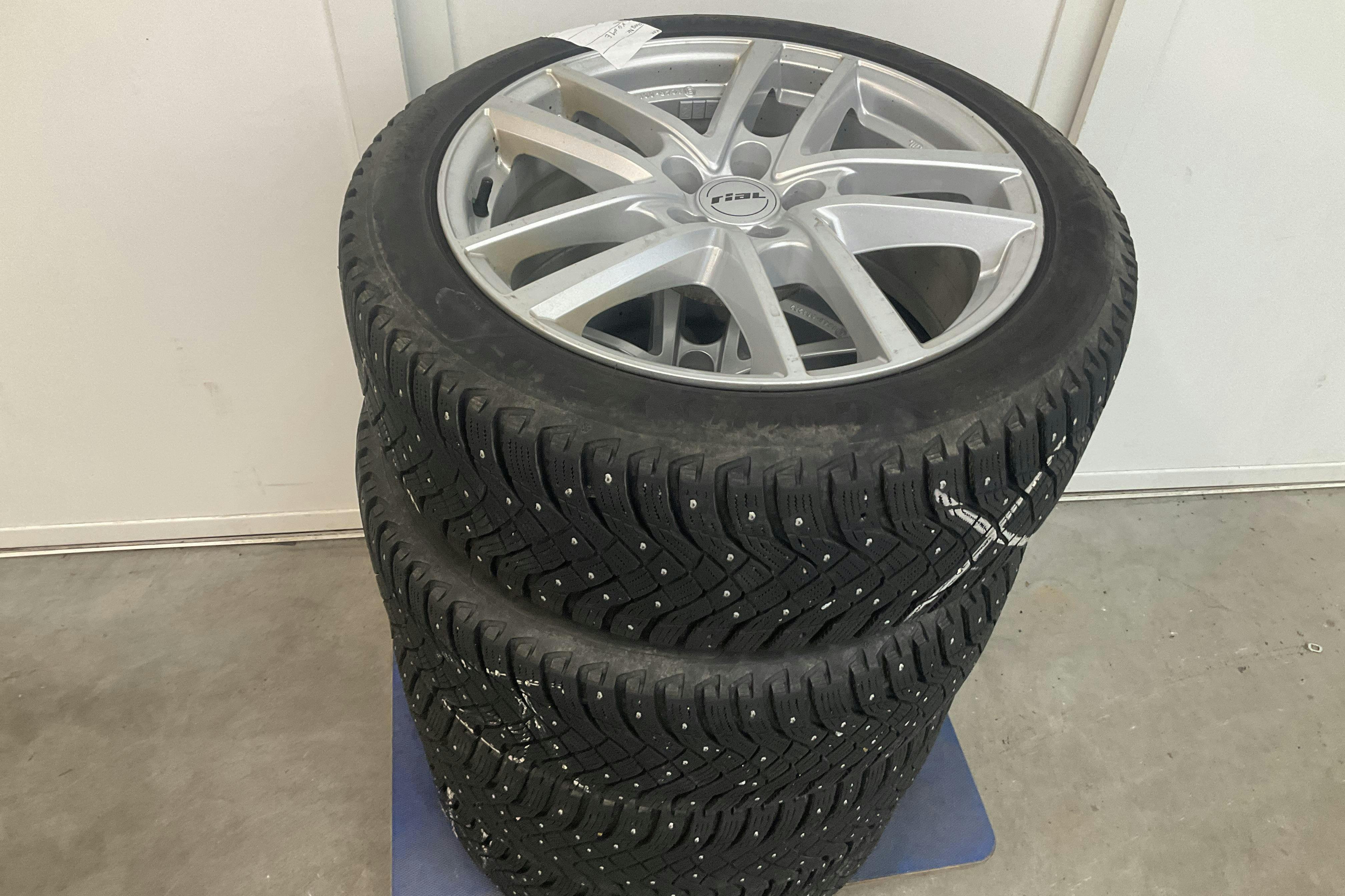 Vehicle Image 18
