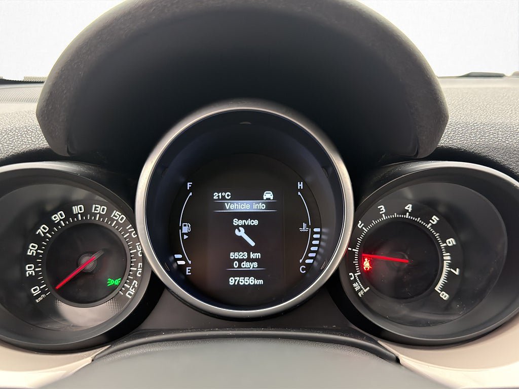 Vehicle Image 17