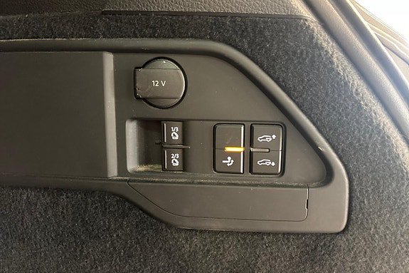 Vehicle Image 29