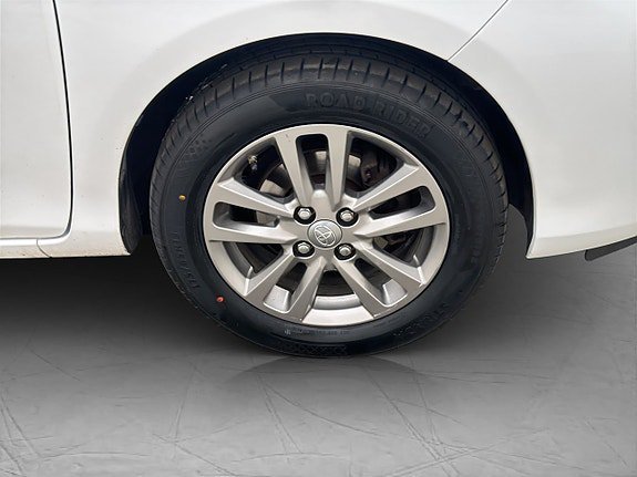 Vehicle Image 22
