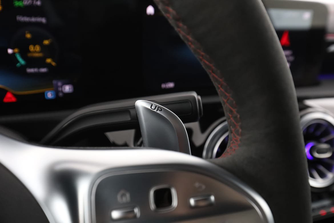 Vehicle Image 35