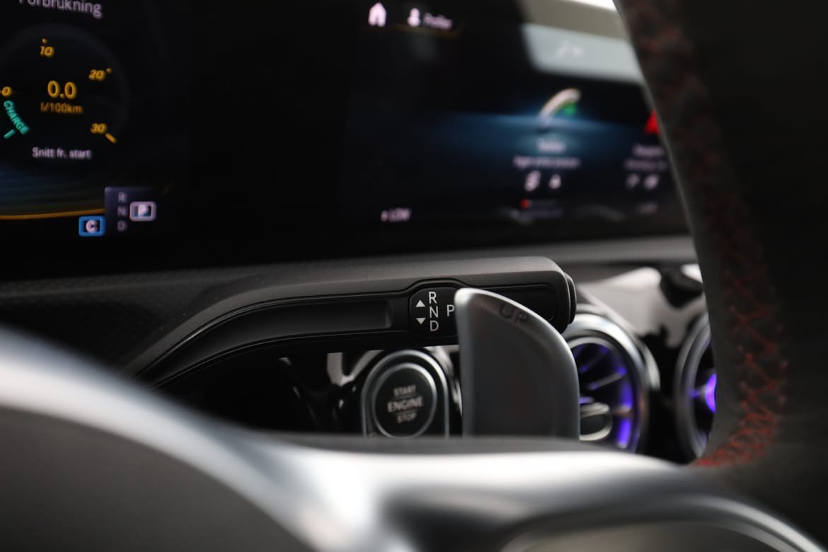 Vehicle Image 36
