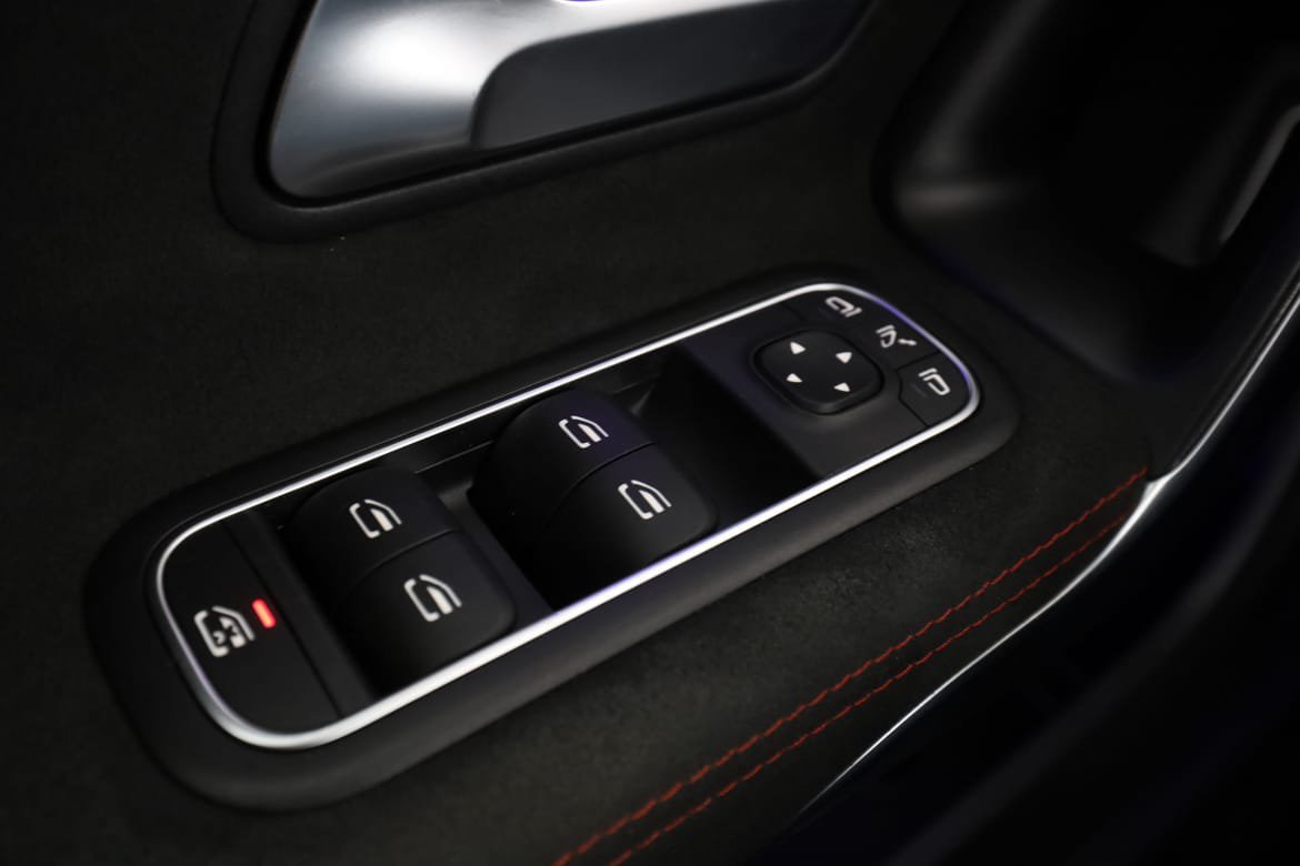 Vehicle Image 40
