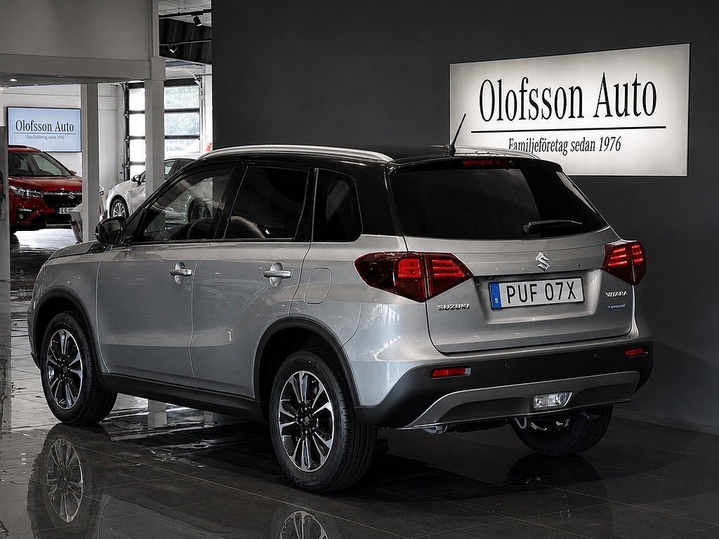 Vehicle Image 4