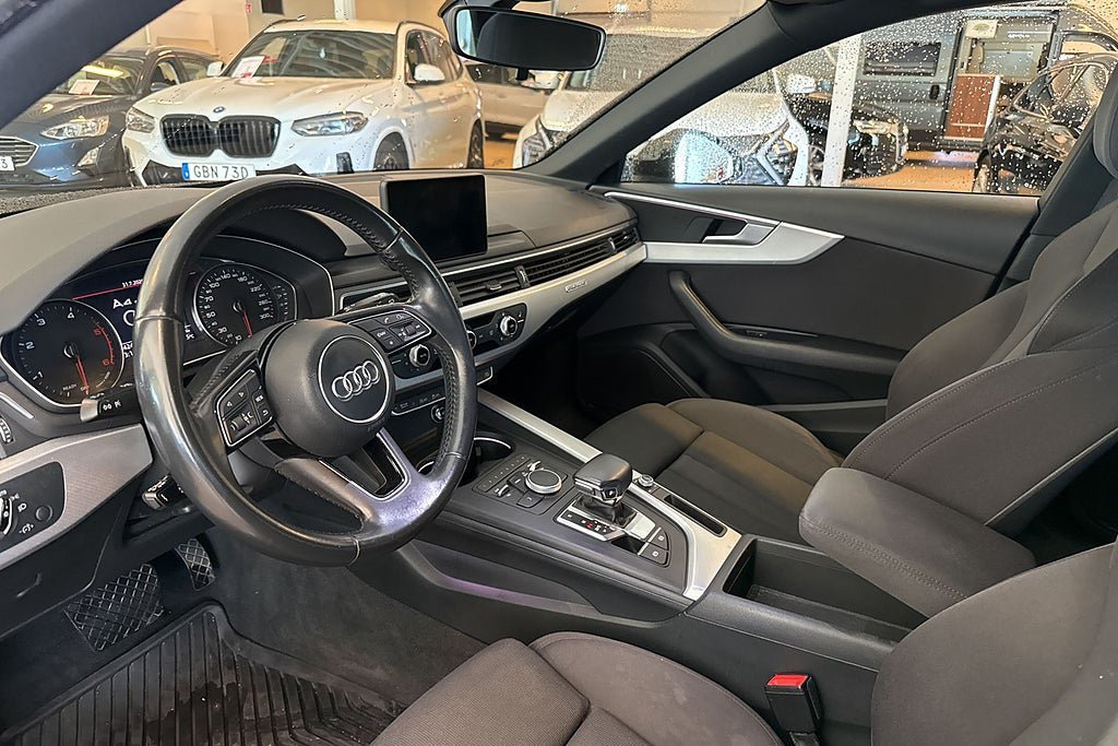 Vehicle Image 6