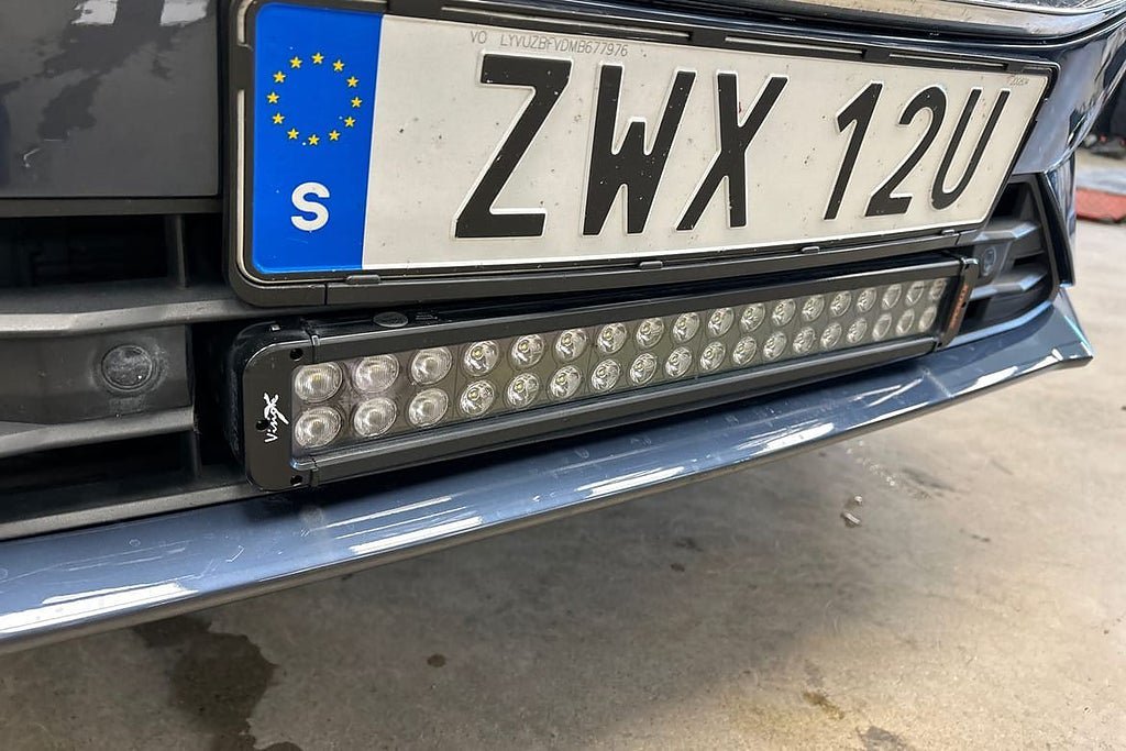 Vehicle Image 32