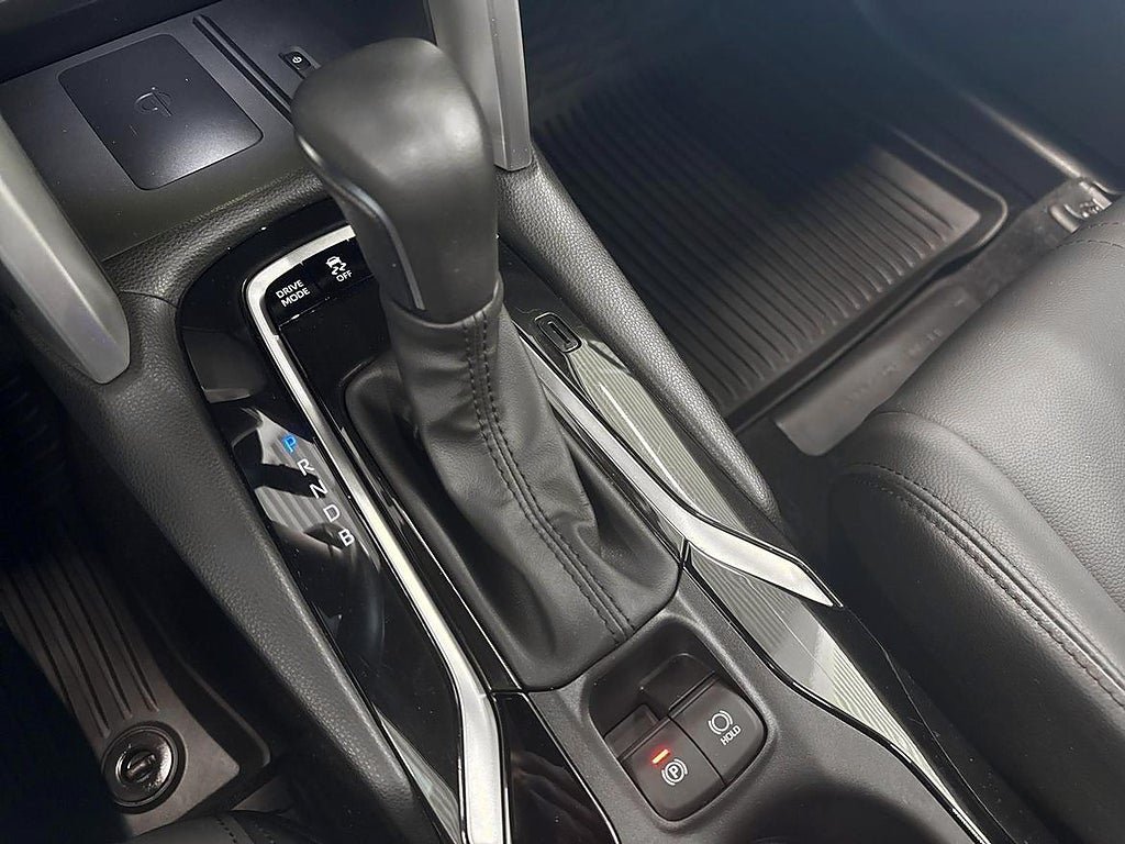 Vehicle Image 18