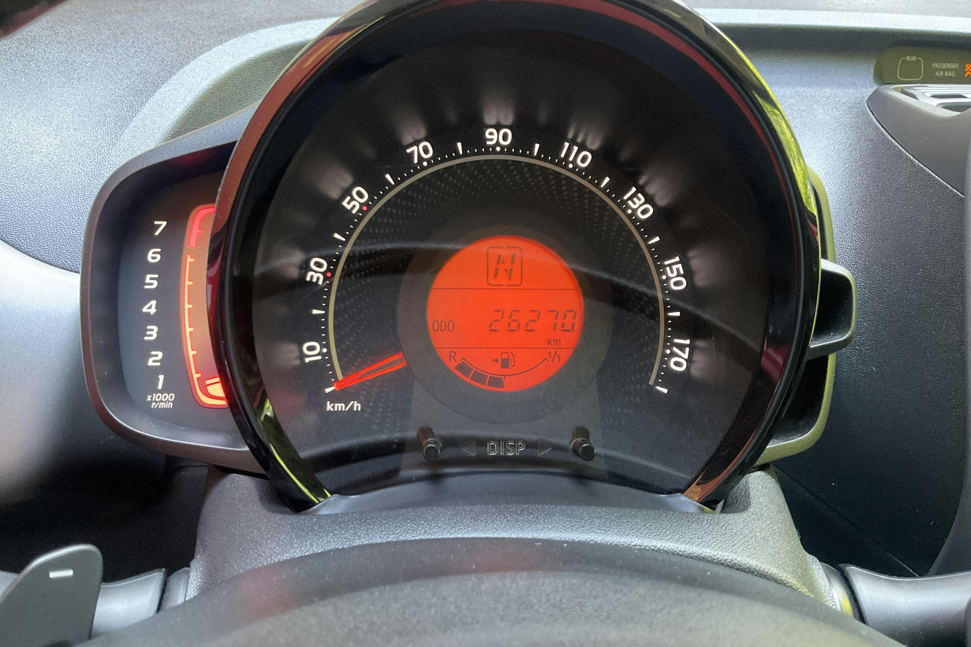 Vehicle Image 10