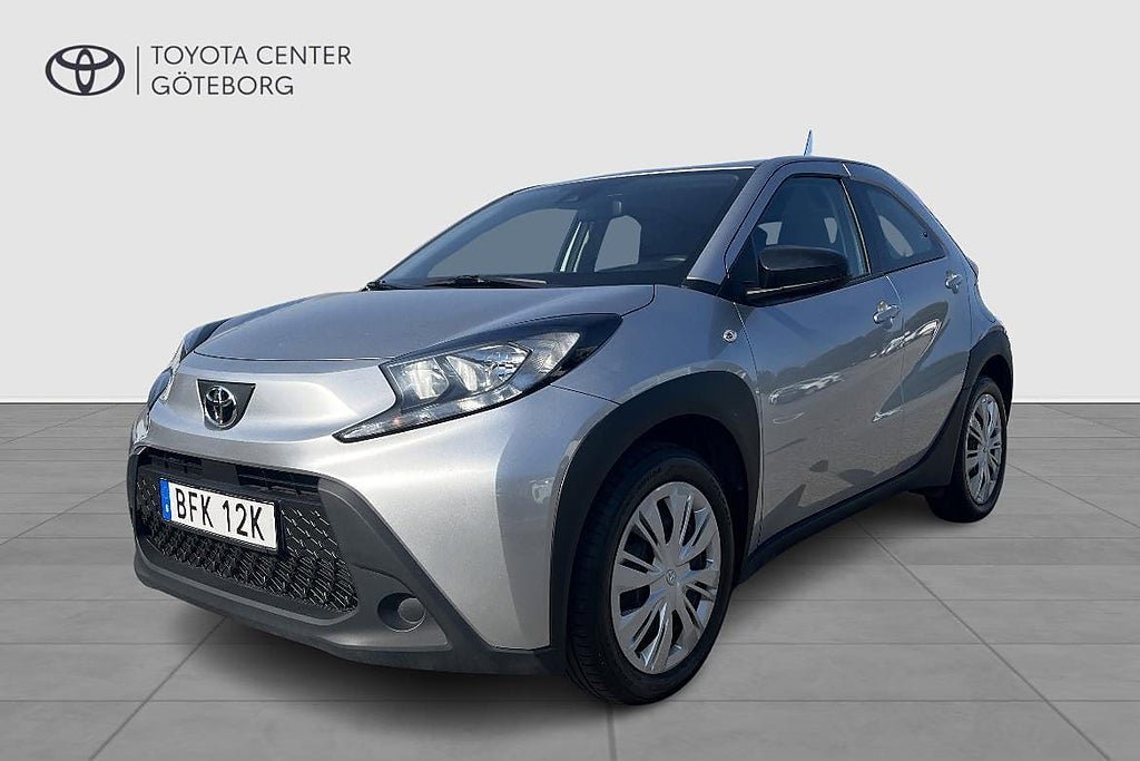 Vehicle Image 1