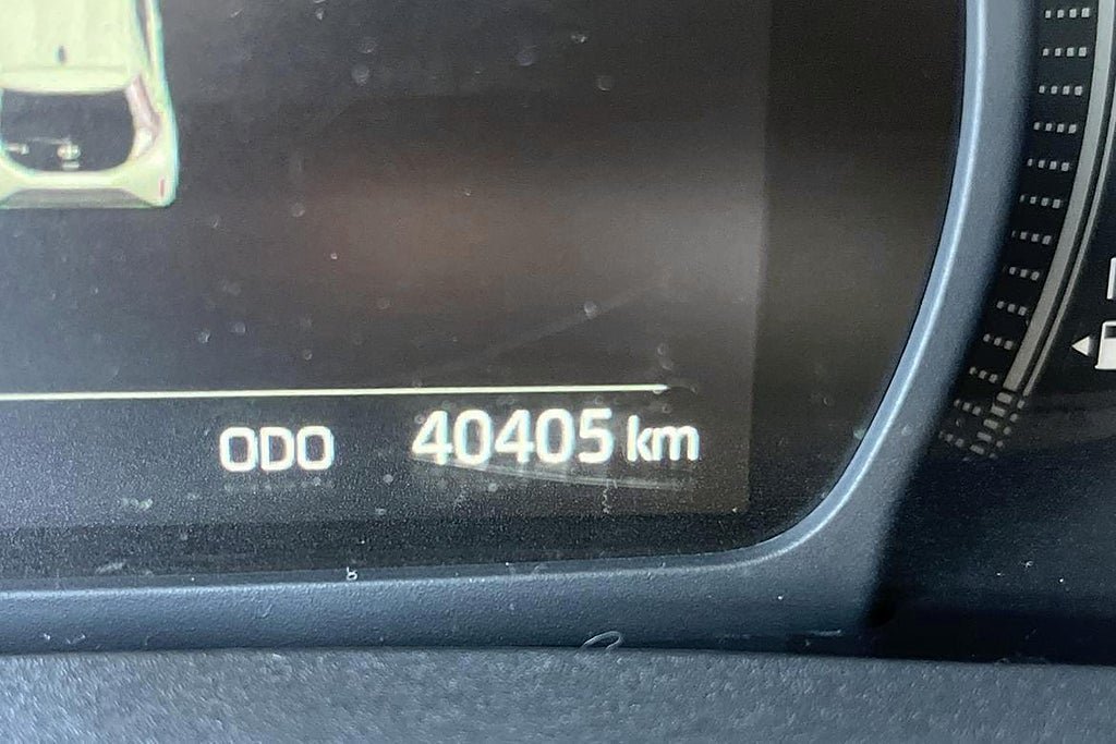 Vehicle Image 14