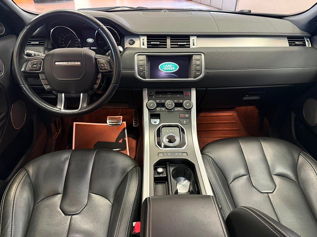 Vehicle Image 16