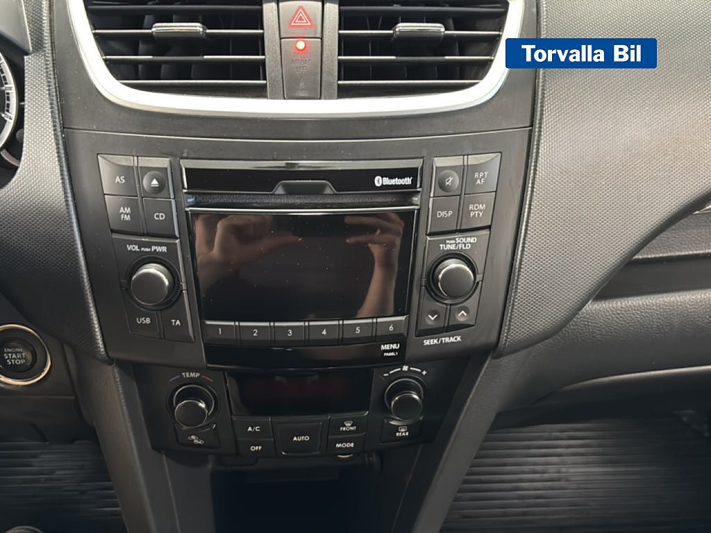 Vehicle Image 11