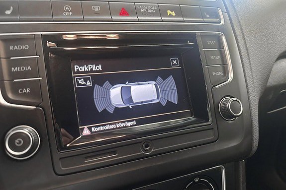 Vehicle Image 16