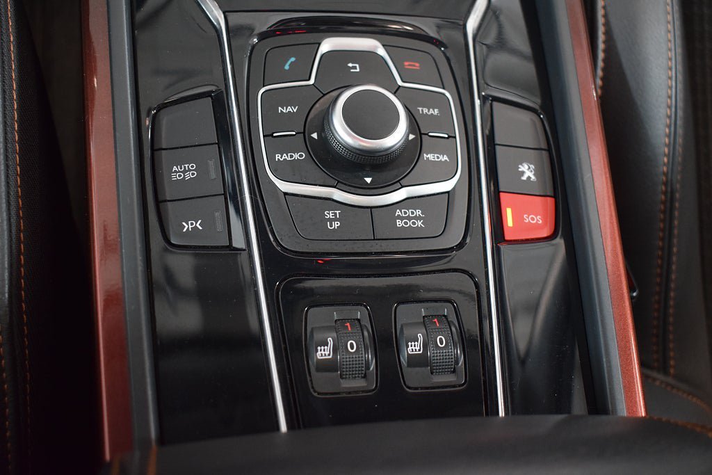 Vehicle Image 21