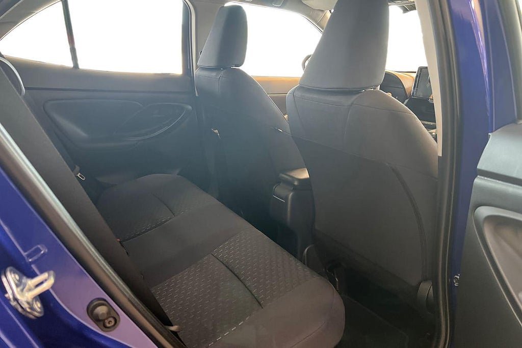 Vehicle Image 7