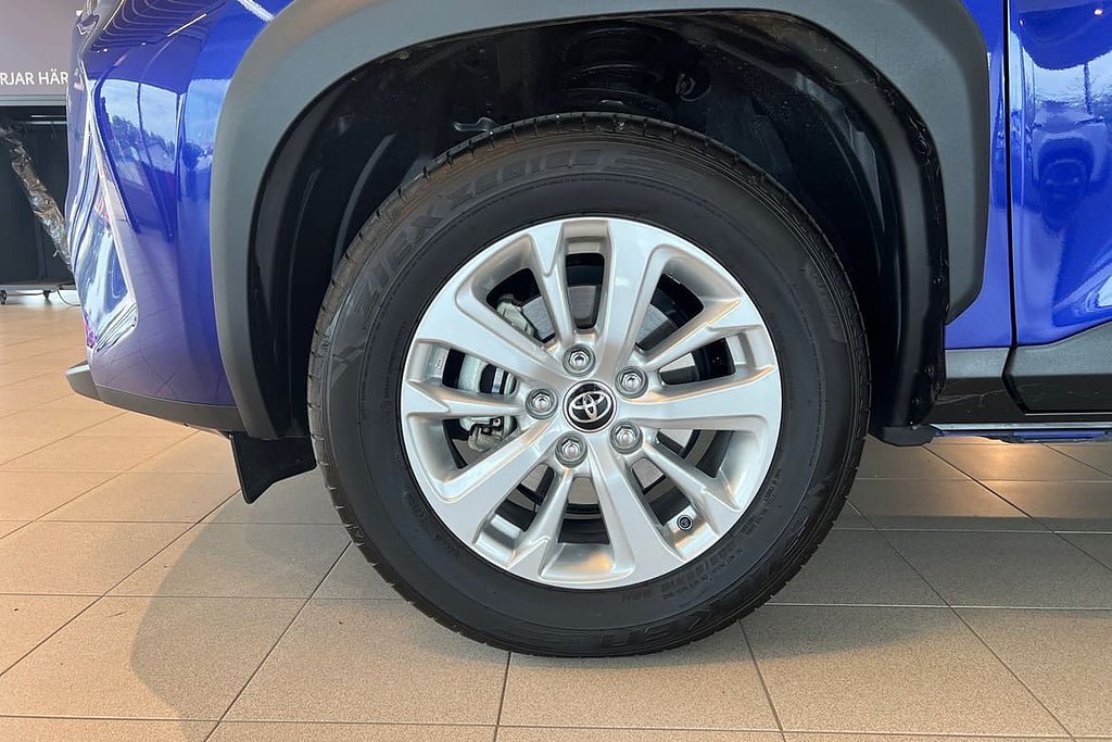 Vehicle Image 15