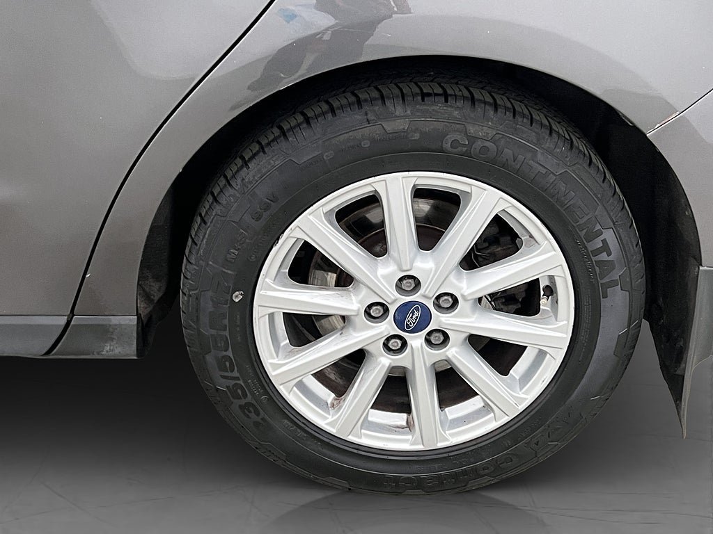 Vehicle Image 30