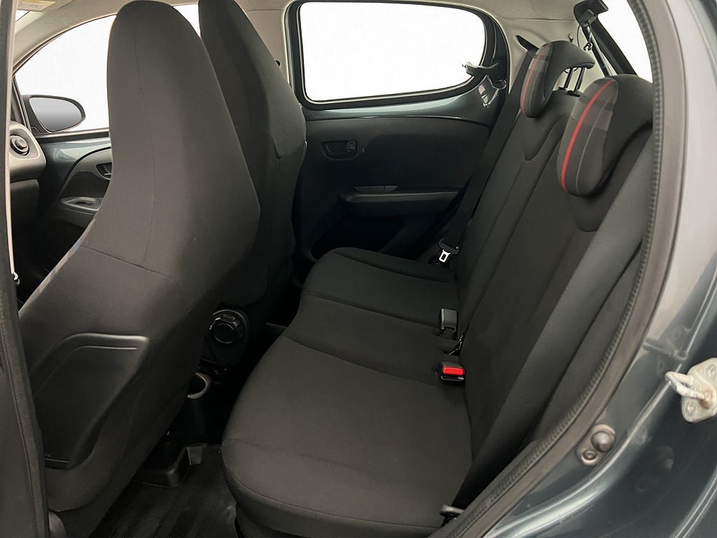 Vehicle Image 20