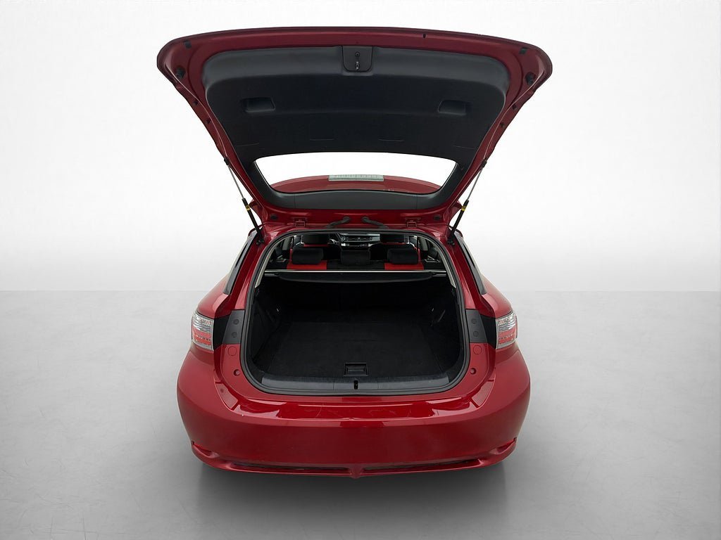 Vehicle Image 30