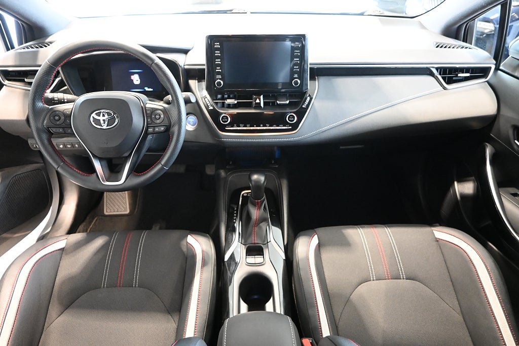 Vehicle Image 9