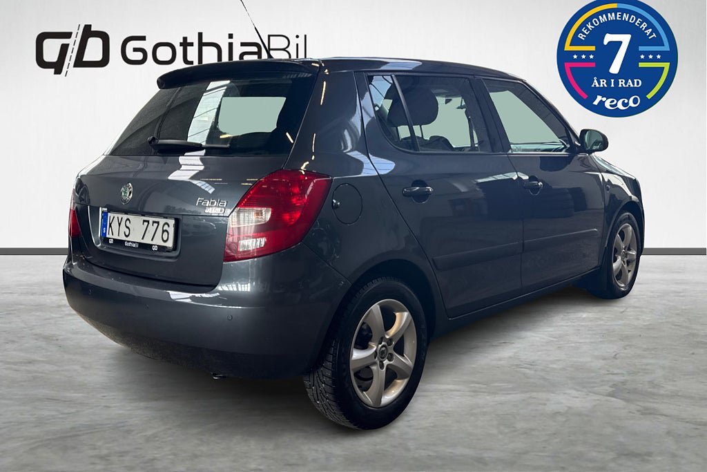 Vehicle Image 5