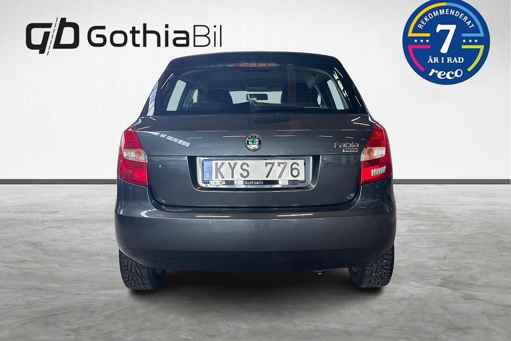 Vehicle Image 6