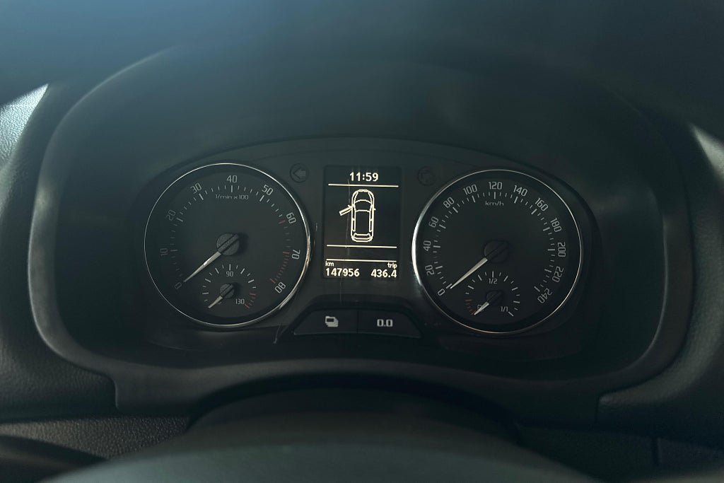 Vehicle Image 14